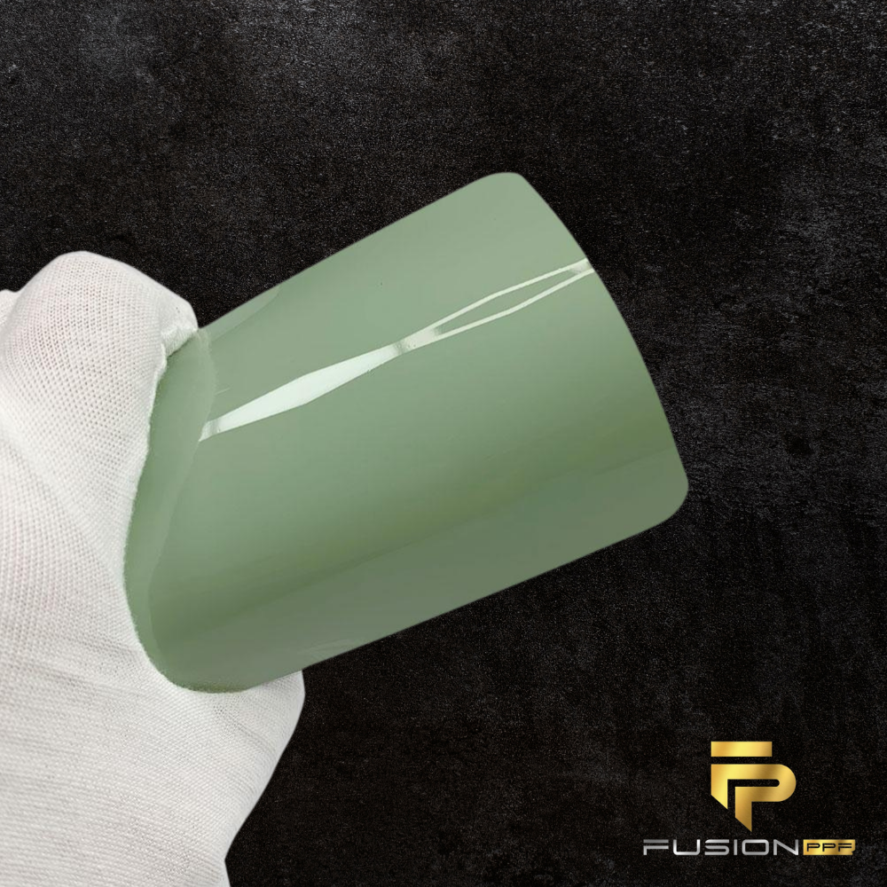KHAKI GREEN